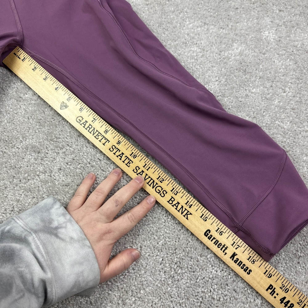 Lululemon In Movement Crop 19" Women's Size 6 Small Mulberry Everlux - Picture 6 of 6